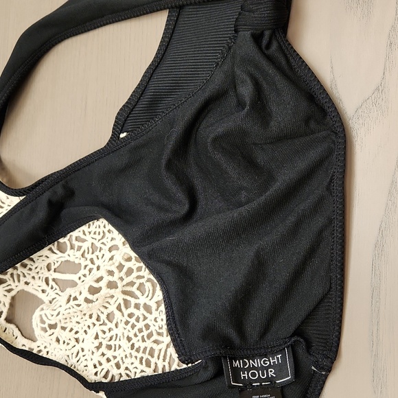Midnight Hour XXL Skull Lace Black Swimsuit Top / Bralette - Picture 6 of 7